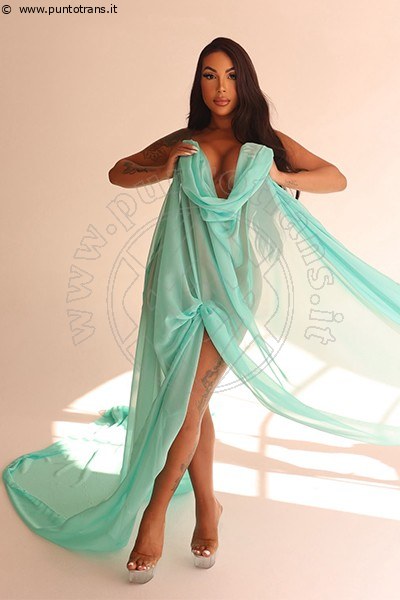 Al�cia Lins  RIMINI 3247827663