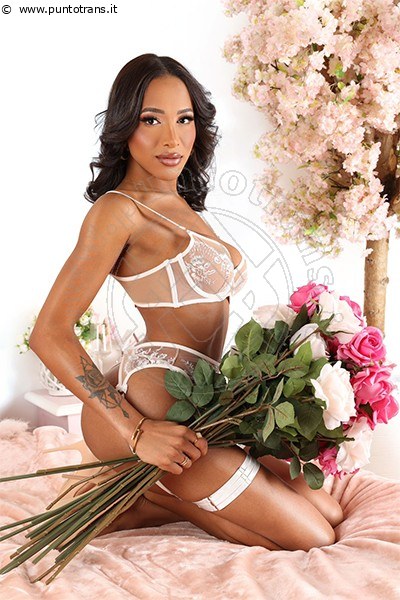 Foto Annunci Eros Angel Jade Pornostar Trans Lecce 3485661010